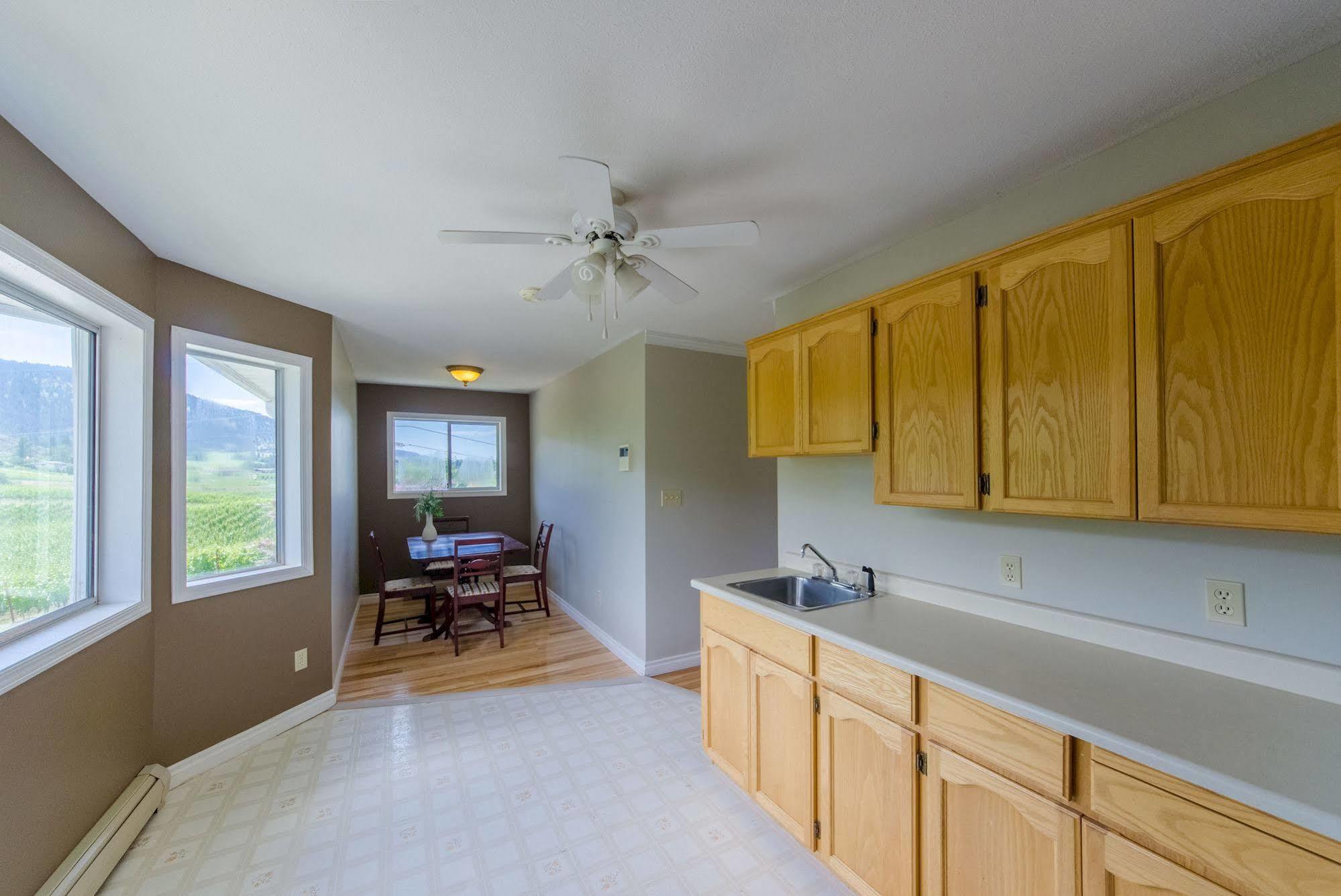 Ok Whistle Stop Bed & Breakfast Penticton Exterior foto