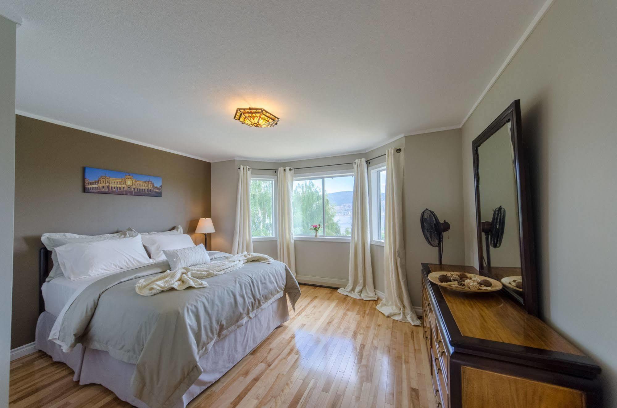 Ok Whistle Stop Bed & Breakfast Penticton Exterior foto